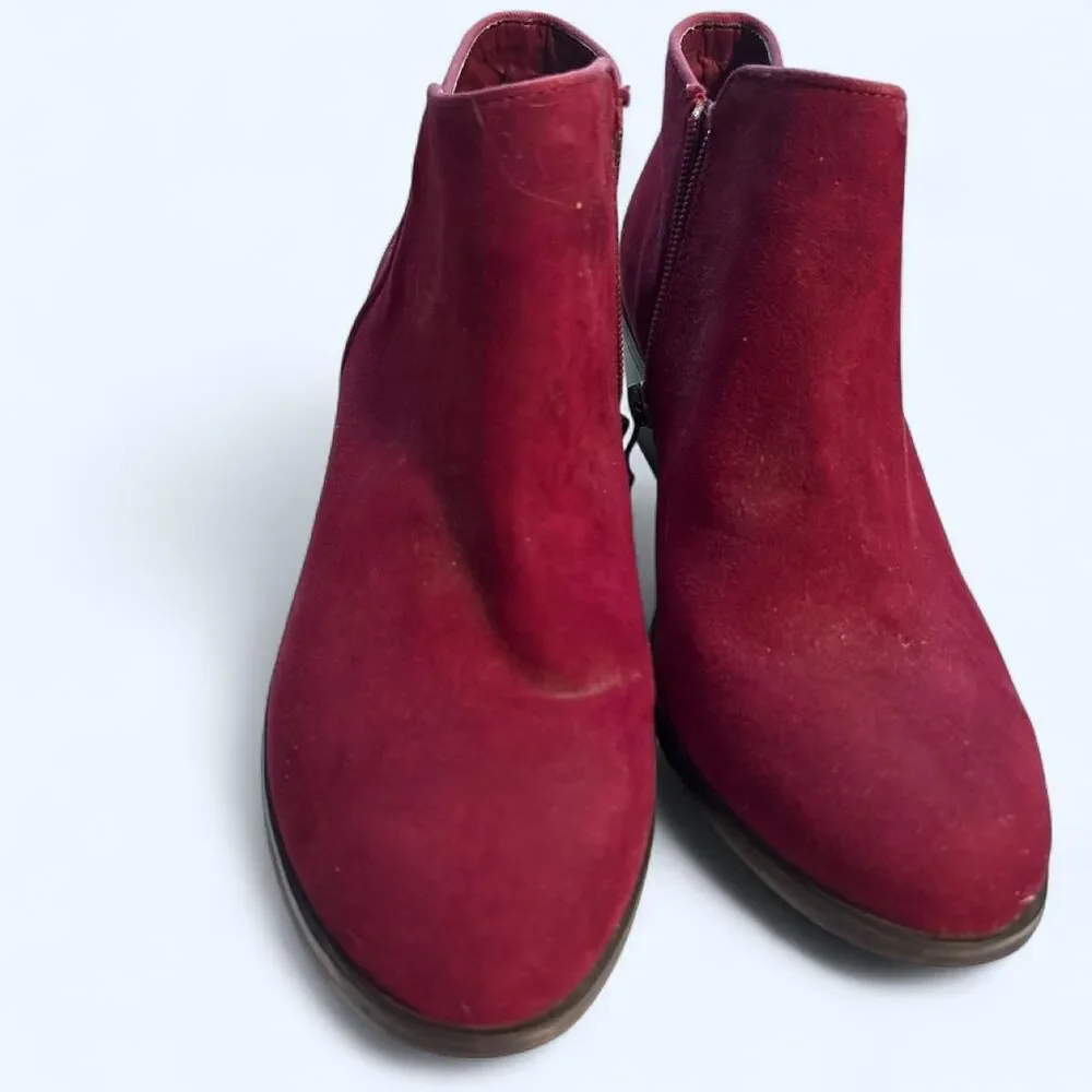 Unbranded Women's Red and Burgundy Boots